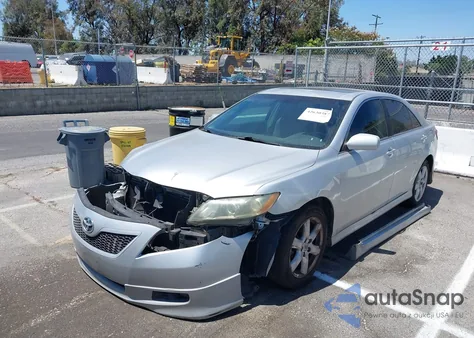 2008 Toyota Camry Se z USA, uszkodzony, nr VIN 4T1BE46K18U789091
